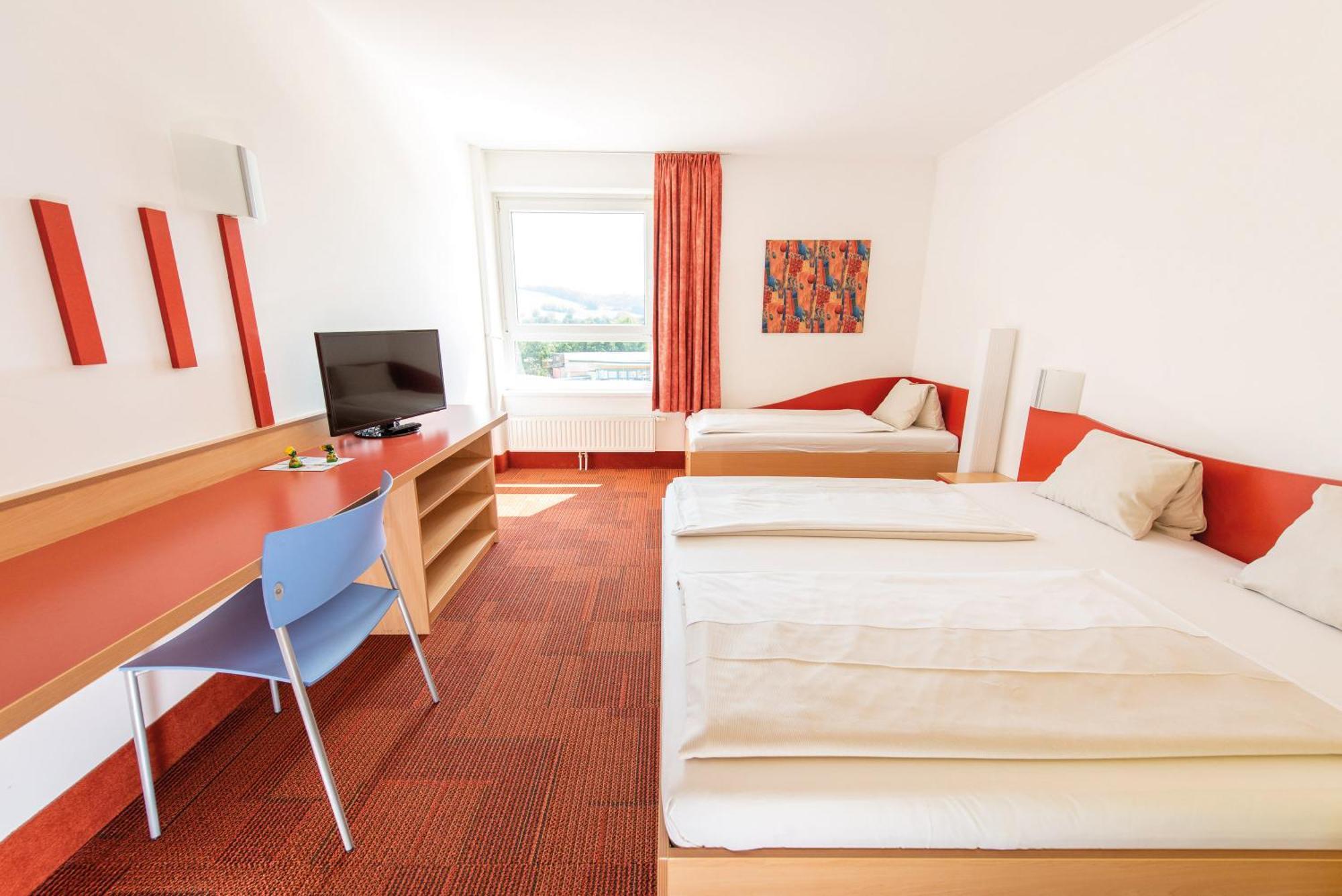 H2o Hotel-therme-resort, Fuer Familien Mit Kindern 3*