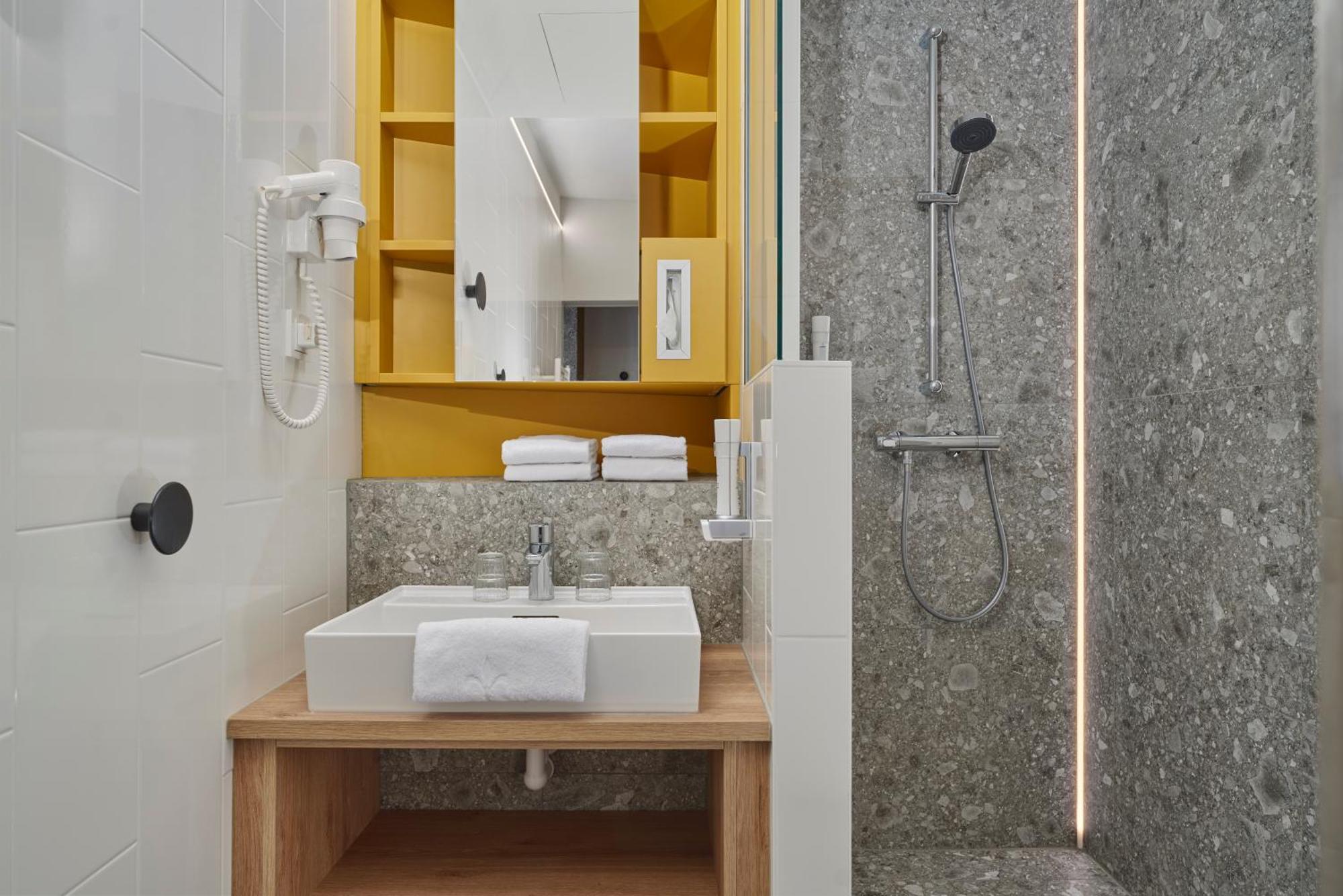 H2o Hotel-therme-resort, Fuer Familien Mit Kindern Bad Waltersdorf
